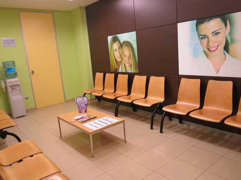 Dentist Vendrell sala de espera